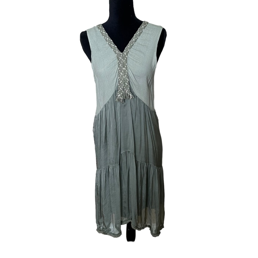Tempo Paris Everett Sage Green Sleeveless Summer Dress Size M NWT